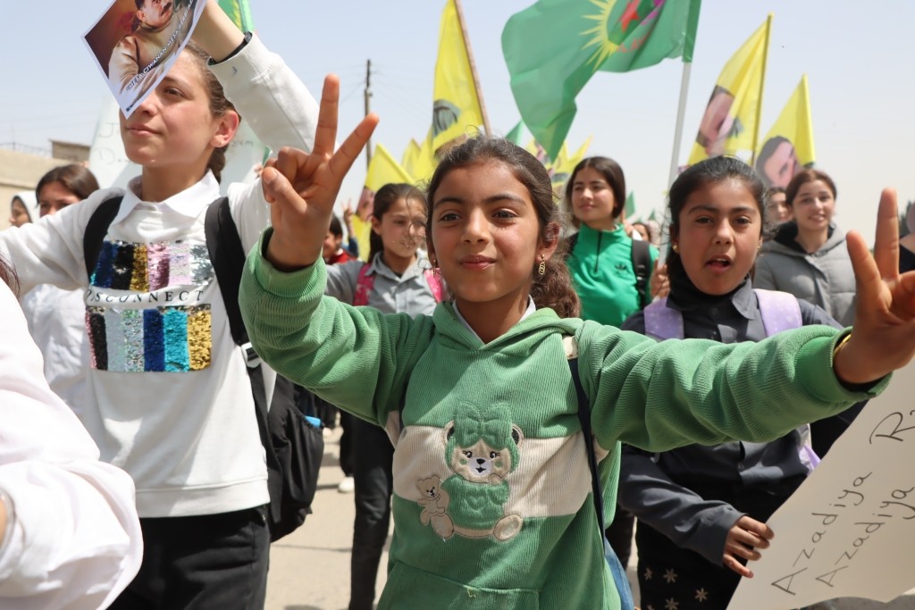 20250409-yekitiya-jinen-ciwan-mesek-li-dar-xist-8-jpgf3a931-image